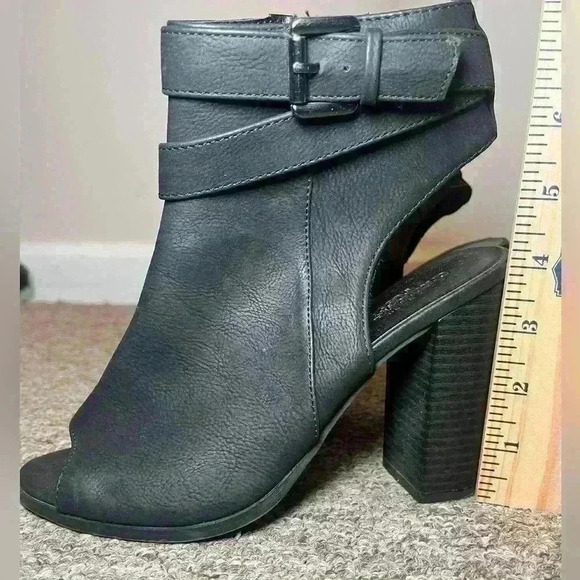 Charlotte Russe Boots Womens 6 M Luna Bootie Slingback Black Suede Casual Block - Picture 1 of 5